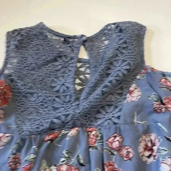 Bebop floral print open shoulder dress size small NWT - Picture 4 of 4